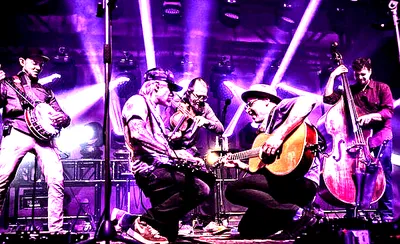 The Infamous Stringdusters