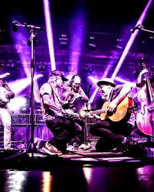 The Infamous Stringdusters