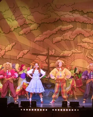 The Wizard of Oz theatre performance